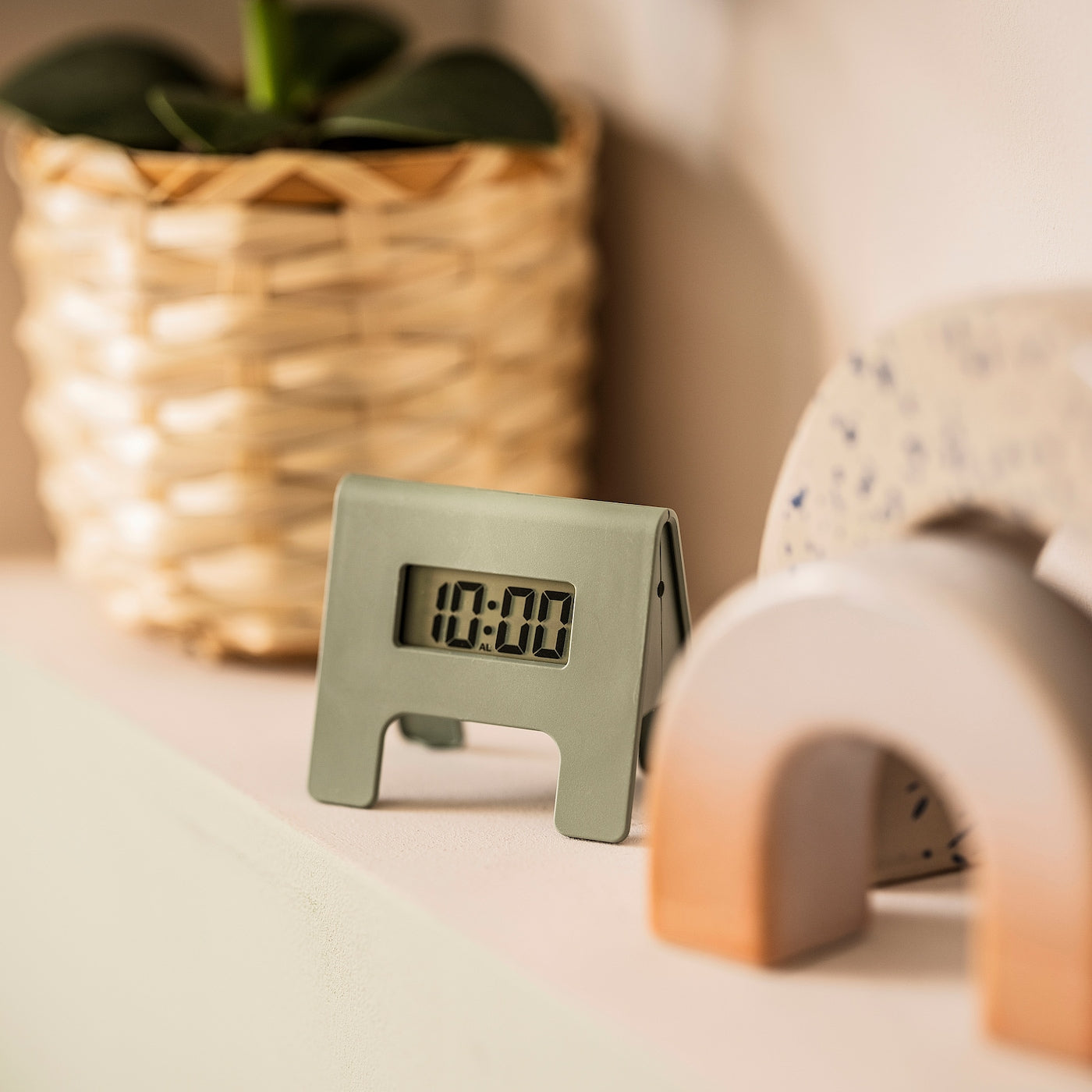 IKEA: KUPONG Alarm Clock – Green, 4x6 cm