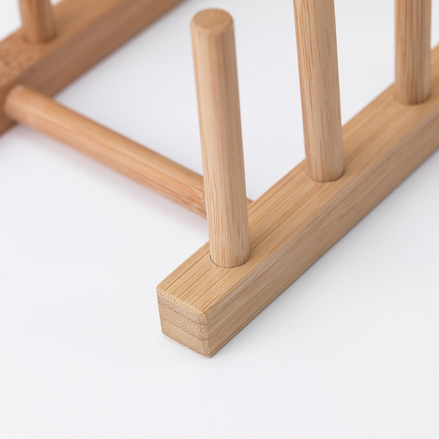 IKEA: OSTBIT Plate Holder – Bamboo