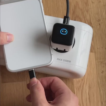 Anker Nano 45W Smart Display USB-C GaN Fast Charger (A121D)