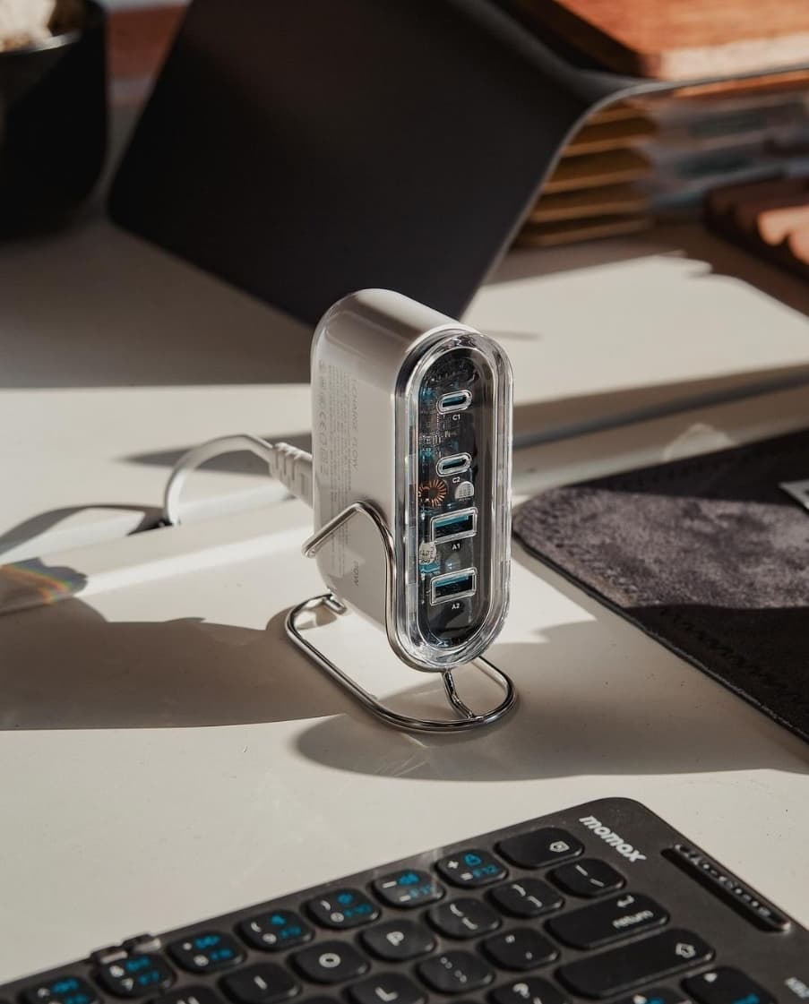 Momax GaN Charger Flow 4 Ports 